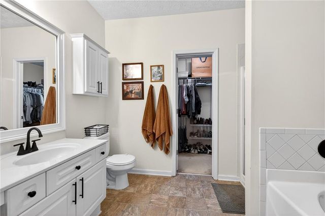 4638 Beacon Ridge Lane, Flowery Branch, GA 30542