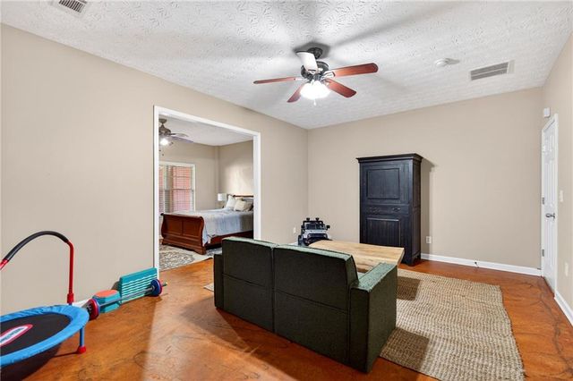 4638 Beacon Ridge Lane, Flowery Branch, GA 30542