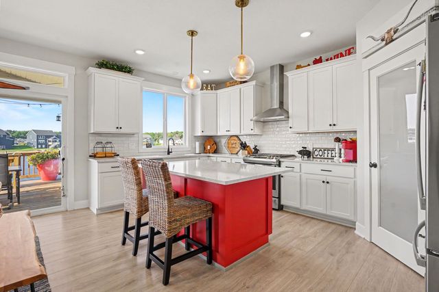 12623 Manchester Drive, Grand Haven, MI 49417