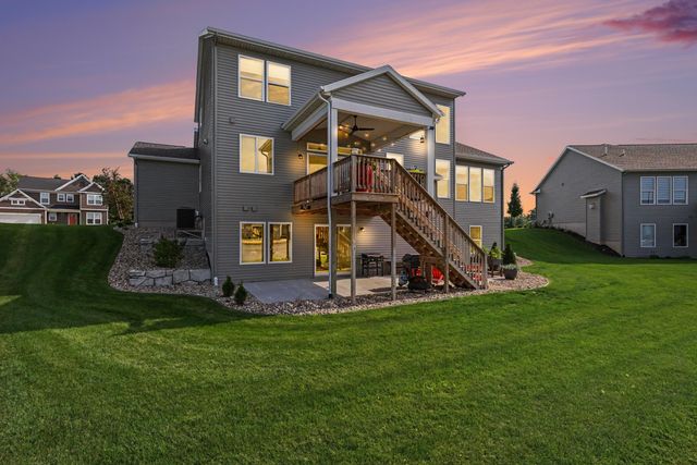 12623 Manchester Drive, Grand Haven, MI 49417
