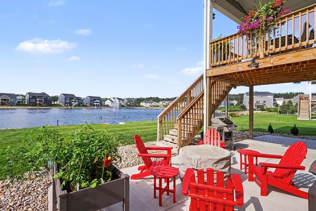 12623 Manchester Drive, Grand Haven, MI 49417