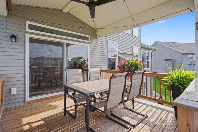 12623 Manchester Drive, Grand Haven, MI 49417