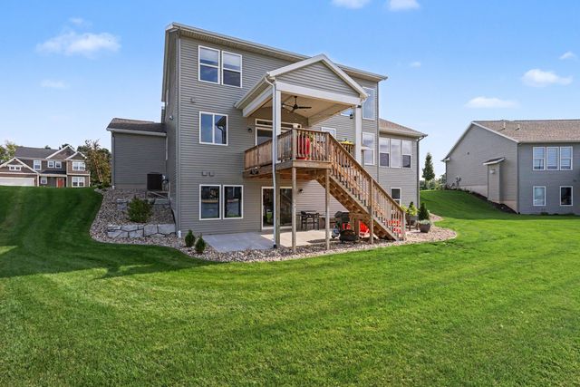 12623 Manchester Drive, Grand Haven, MI 49417