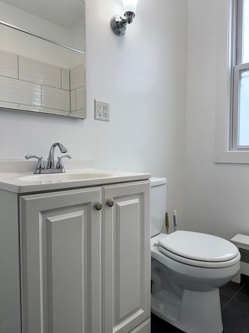 2125 Wesley Avenue 2, Berwyn, IL 60402
