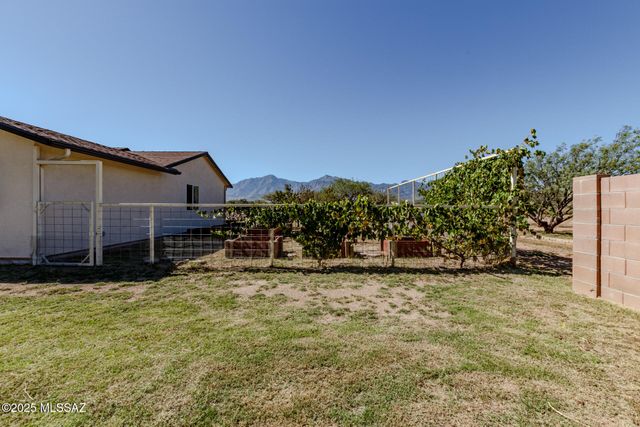 6931 E Cam Garcia, Sierra Vista, AZ 85650