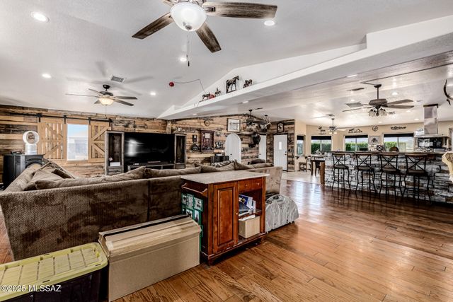 6931 E Cam Garcia, Sierra Vista, AZ 85650