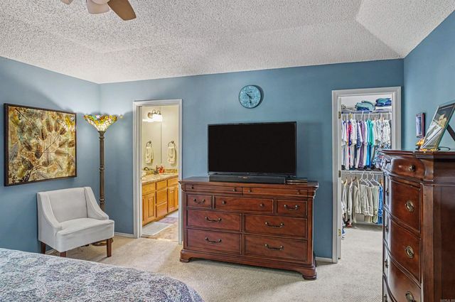 11 Alicante Ln, Hot Springs, AR 71909
