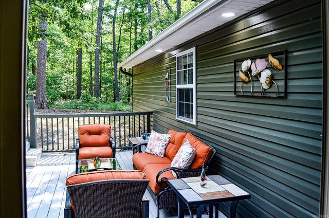 11 Alicante Ln, Hot Springs, AR 71909