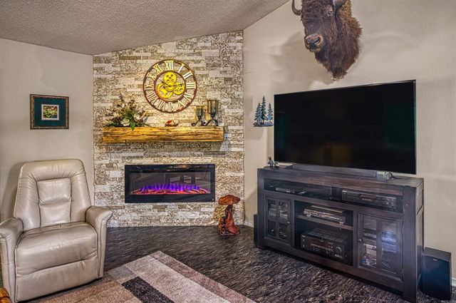11 Alicante Ln, Hot Springs, AR 71909