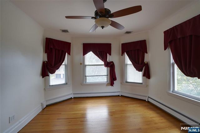 941 Edgewater Avenue, Ridgefield, NJ 07657