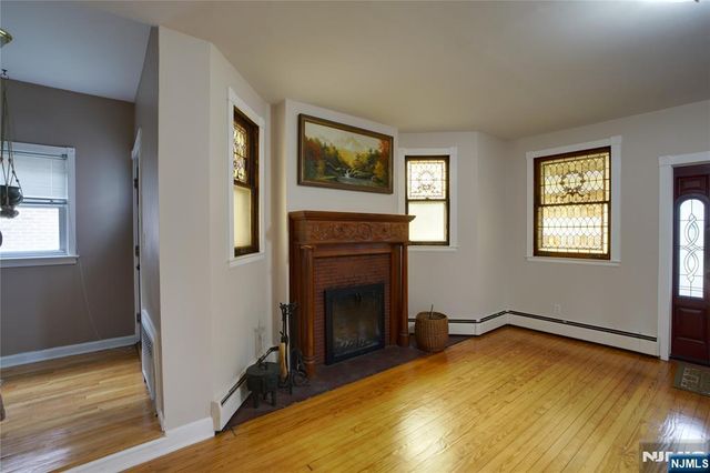 941 Edgewater Avenue, Ridgefield, NJ 07657