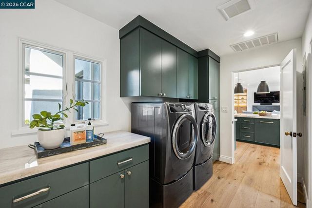 910 Carl Rd, Lafayette, CA 94549