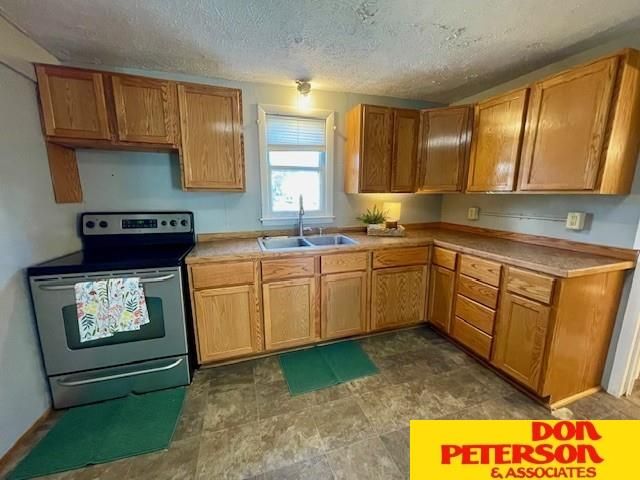 103 W Elm Street, Cedar Bluffs, NE 68015