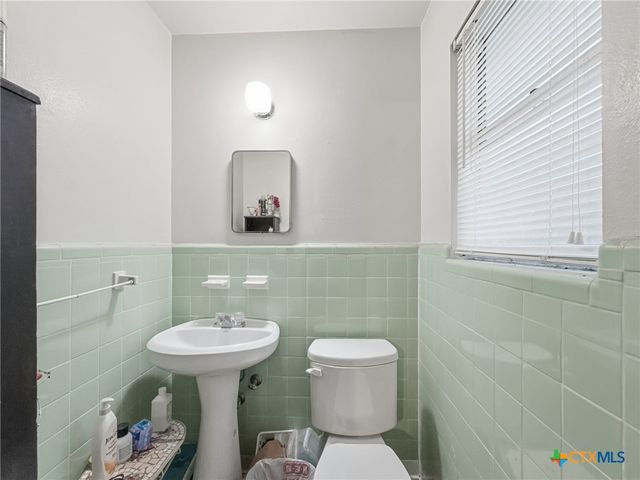 2506 Live Oak Drive, Copperas Cove, TX 76522