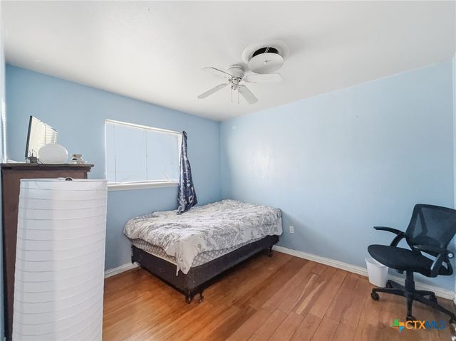 2506 Live Oak Drive, Copperas Cove, TX 76522