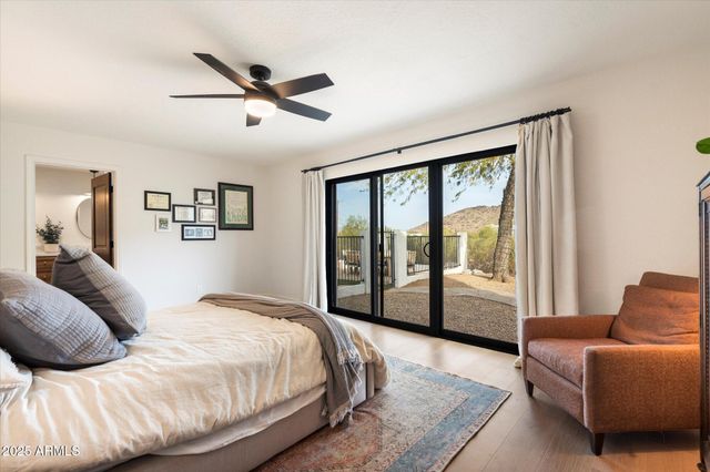 9249 N 40TH Street, Phoenix, AZ 85028