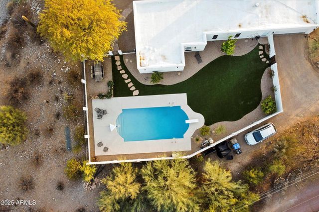 9249 N 40TH Street, Phoenix, AZ 85028