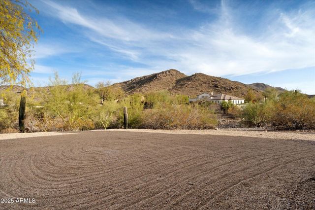 9249 N 40TH Street, Phoenix, AZ 85028