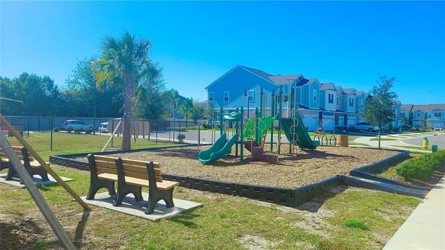 1301 WYCLIFFE WAY, St Cloud, FL 34771