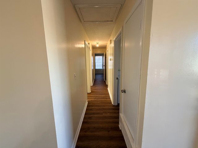 2955 LAKE PARK RD, Memphis, TN 38127