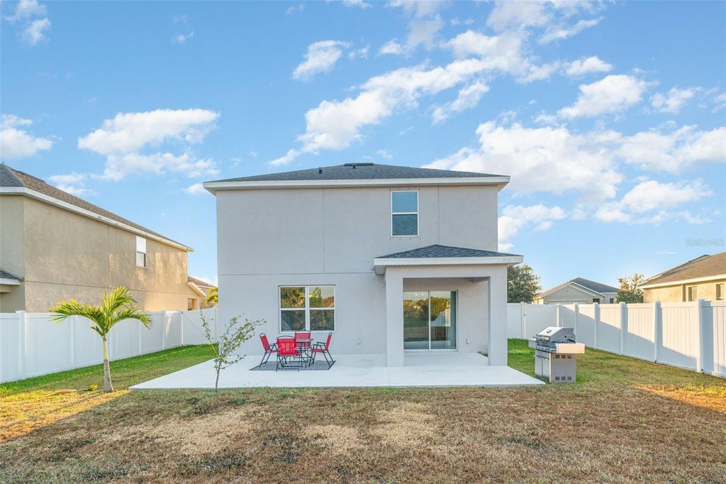 Image 29 of property listing at 335 GRIS SKY LANE, Bradenton, FL 34212