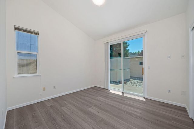 6810 Hampton Cove Way, Sacramento, CA 95823