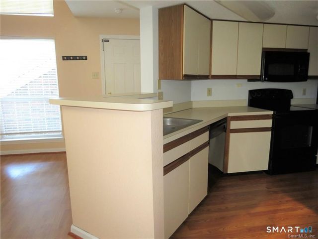 74 Carriage Crossing Lane 74, Middletown, CT 06457