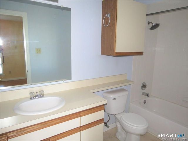 74 Carriage Crossing Lane 74, Middletown, CT 06457