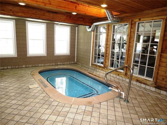 74 Carriage Crossing Lane 74, Middletown, CT 06457