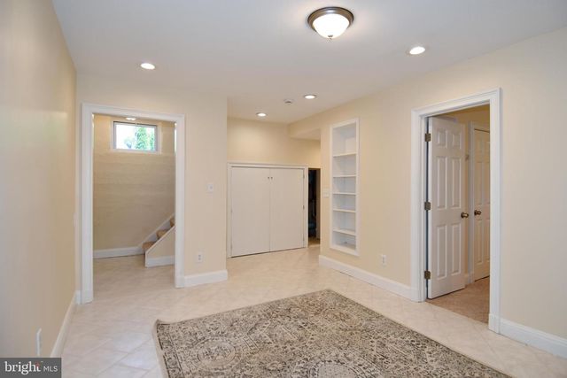 7011 OLD SANDY SPRING RD, Laurel, MD 20707
