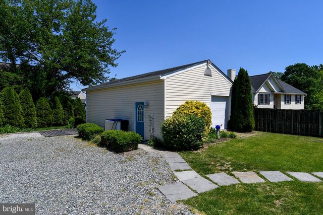 7011 OLD SANDY SPRING RD, Laurel, MD 20707
