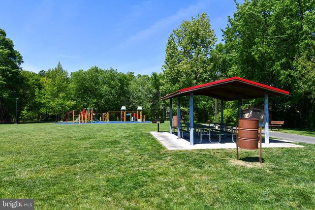 7011 OLD SANDY SPRING RD, Laurel, MD 20707