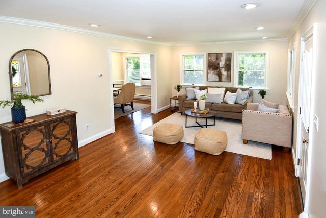 7011 OLD SANDY SPRING RD, Laurel, MD 20707
