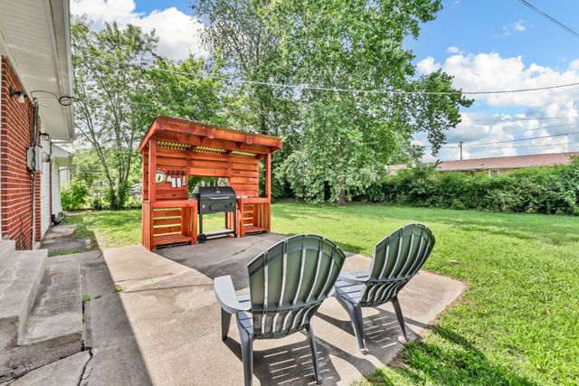 203 Orchard Rd, Clarksville, TN 37042