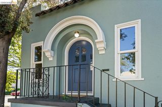 2148 Curtis St, Berkeley, CA 94702