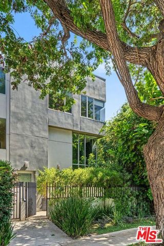 1120 N El Centro Avenue 5, Los Angeles, CA 90038