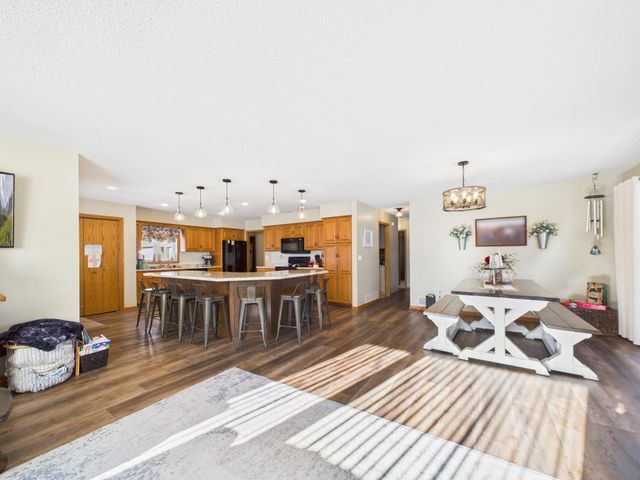 510 E 8th Street, Starbuck, MN 56381