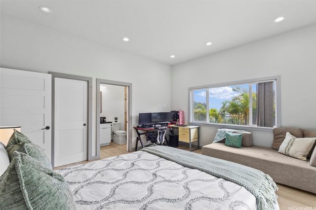 92-1176 Pueonani Street, Kapolei, HI 96707