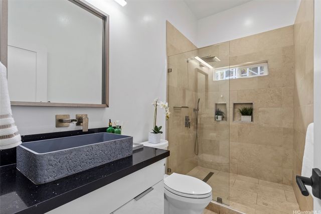 92-1176 Pueonani Street, Kapolei, HI 96707