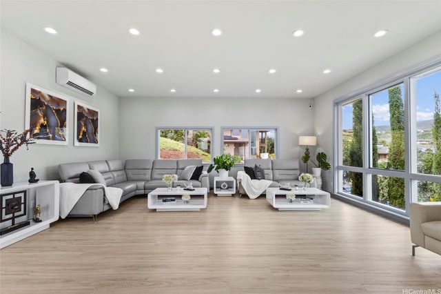 92-1176 Pueonani Street, Kapolei, HI 96707