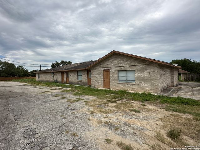 6628 Crestway, San Antonio, TX 78239