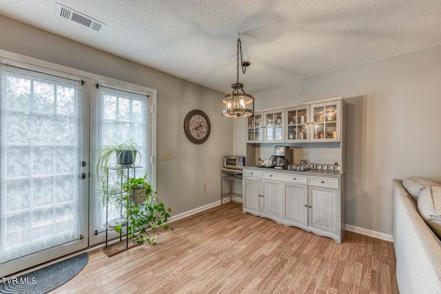 802 Milton Court 802, Kingsport, TN 37664