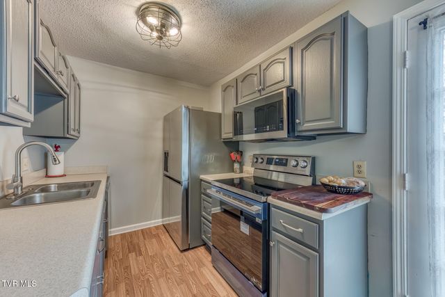 802 Milton Court 802, Kingsport, TN 37664