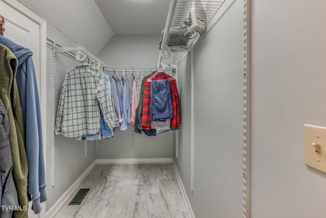 802 Milton Court 802, Kingsport, TN 37664