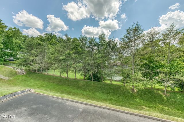 802 Milton Court 802, Kingsport, TN 37664