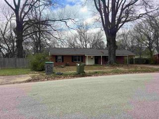 4594 SEA ISLE RD, Memphis, TN 38117