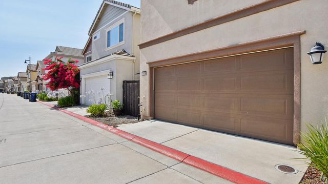 11038 International Dr, Rancho Cordova, CA 95670