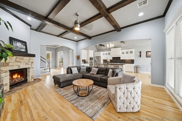 5929 E 145th Street S, Bixby, OK 74008