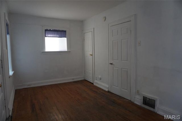 3865 Alberta Street, St Louis, MO 63116