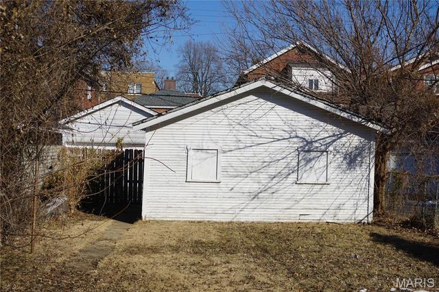 3865 Alberta Street, St Louis, MO 63116